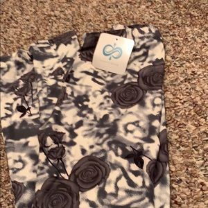 NWT leggings